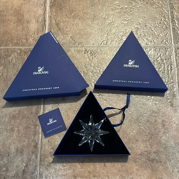 2009 Swarovski Christmas ornament - Picture 1 of 2